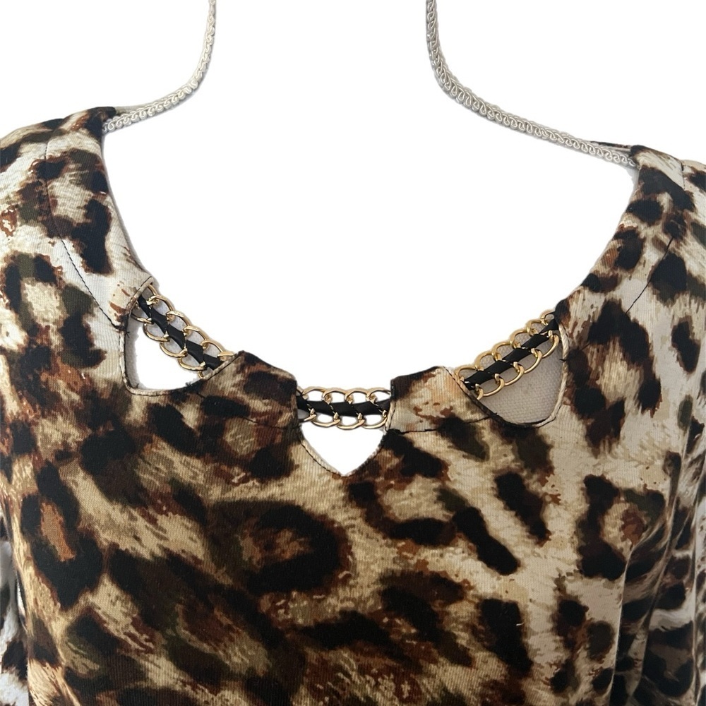 Rafaella Top Women’s Size XL Leopard 3/4 Sleeve Decorative Chain At Neck - Picture 3 of 7